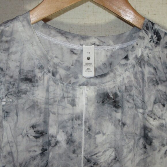 Lululemon Lightweight Jersey Tank Top - Picture 6 of 9